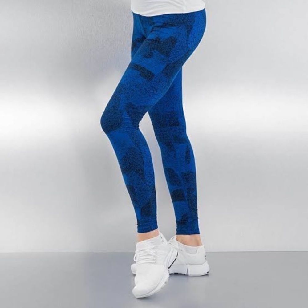Nike blue and black speckle print leggings